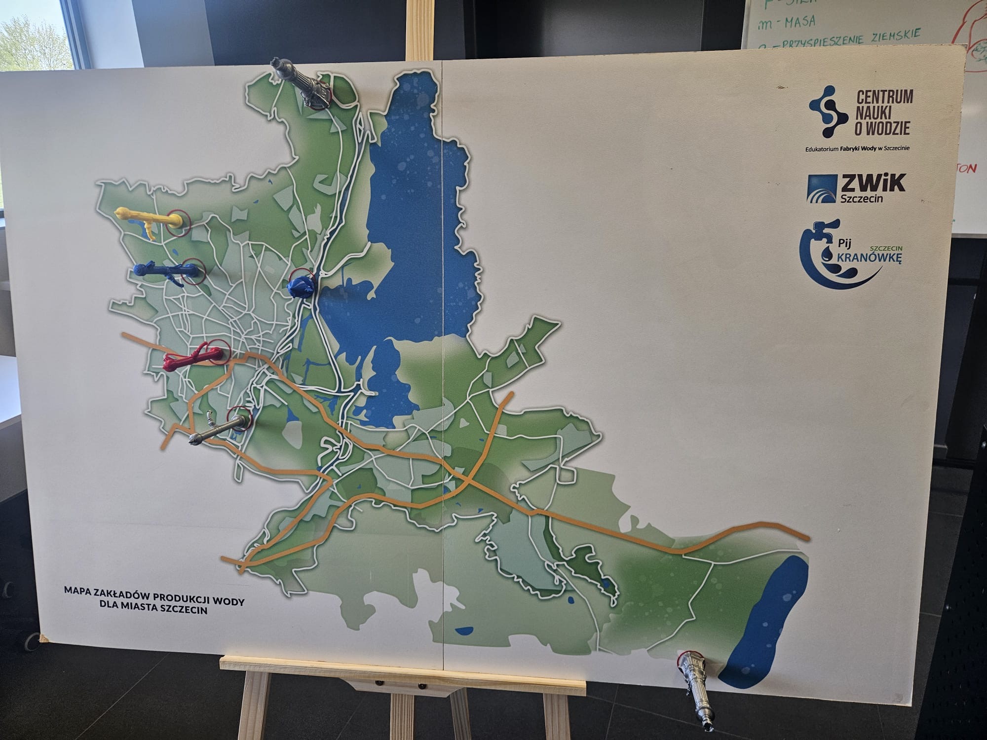 Mapa Szczecina ze schematem obiegu wody